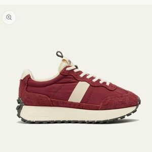 SeaVees Womens Acorn Trainer Bordeaux Size 8